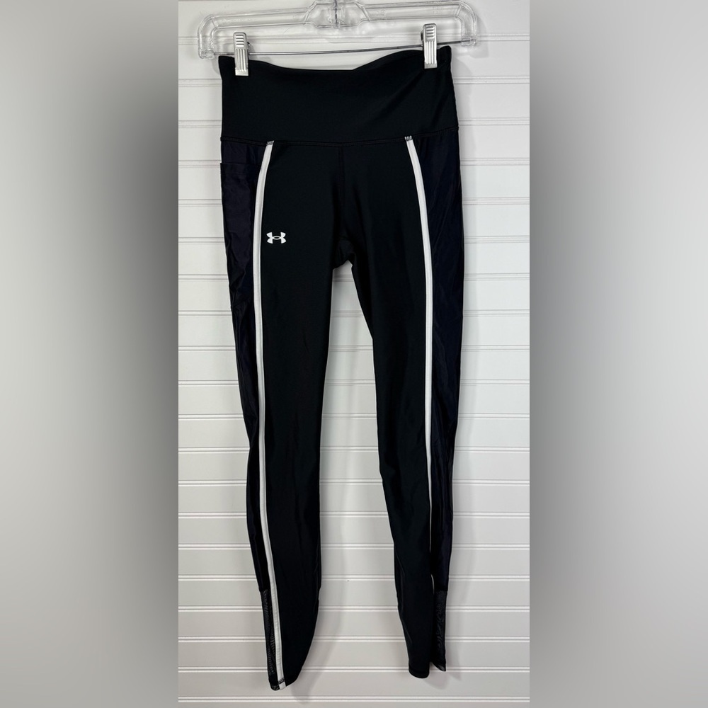 Under Armour women’s black & white Heat Gear compression leggings. Size M - Picture 1 of 5